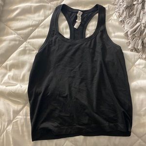 Lululemon Swiftly Tech Racerback - Race Length